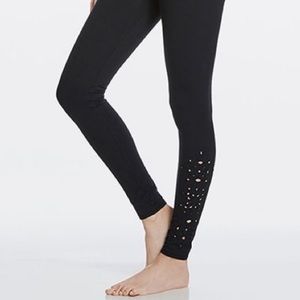 Fabletics Pants - Fabletics Jacaranda Embroidered Cut Out Leggings Fabletics Pants - Fabletics Jacaranda Embroidered Cut Out Leggings